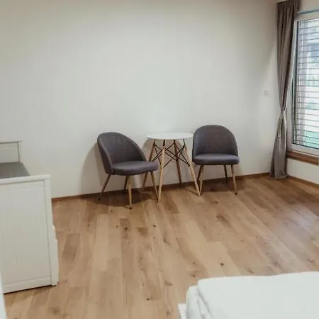 Apartment Zahrada *